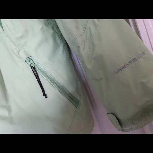 Columbia Ski Jacket - Picture 4 of 7